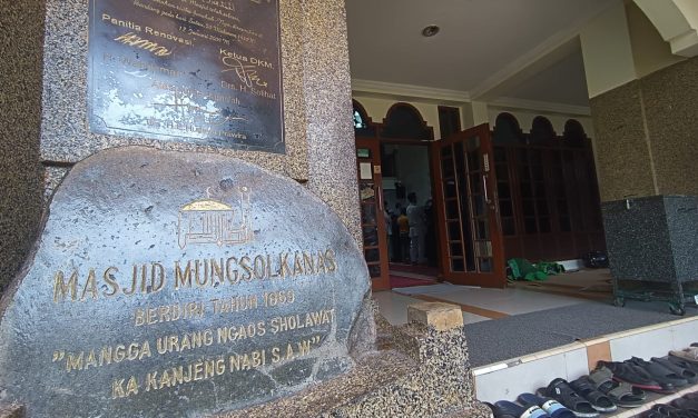 Tradisi Jadi Warisan Berharga Di Masjid Mungsolkanas Bandung