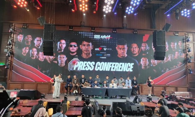 Tahun Spektakuler One Pride MMA: 4 Fight Night Dan Hystrike