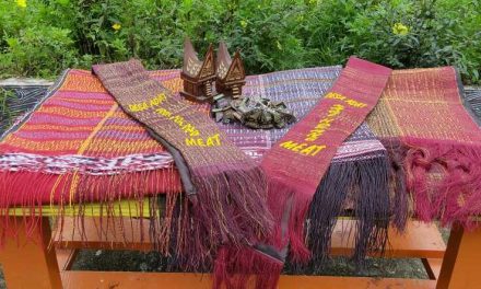 Kain Ulos Warisan Budaya Yang Sarat Makna Dari Tanah Batak