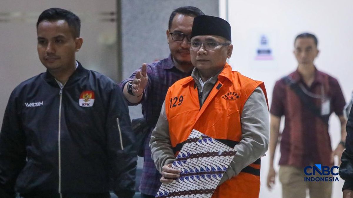 Sorotan Publik