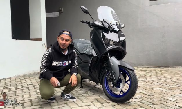 Yamaha XMAX: Skuter Premium Yang Nyaman Dan Bertenaga