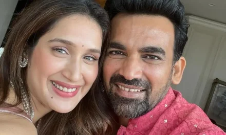 Potret Ceria Sagarika Ghatge Liburan Keluarga Di Maldives